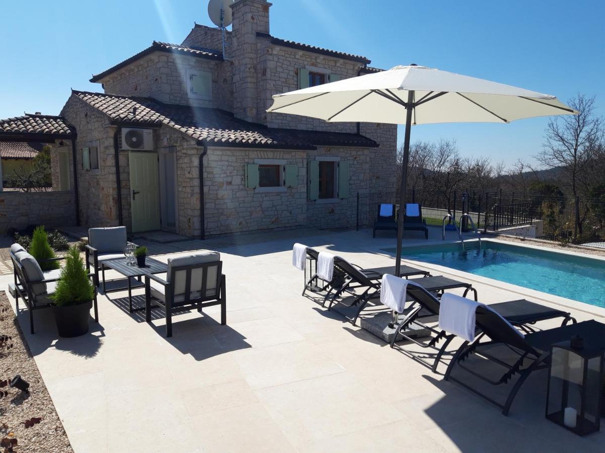 Villa Luksa Grožnjan Esterno foto