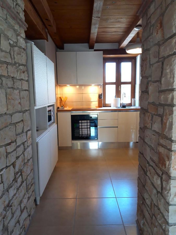 Villa Luksa Grožnjan Esterno foto