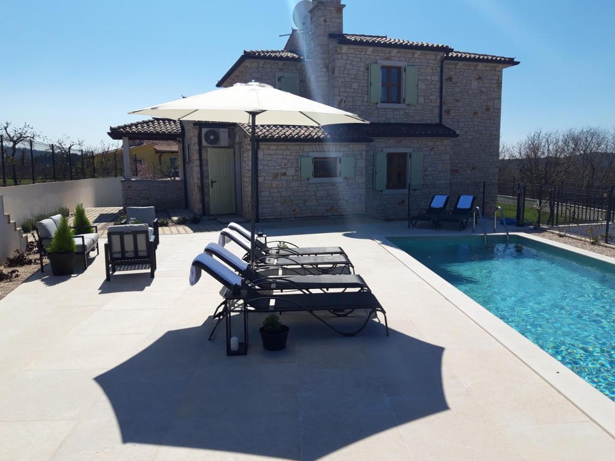 Villa Luksa Grožnjan Esterno foto